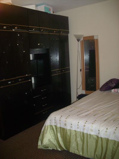 Next Location is pleased to offer a room to let in Stamford Hill, N16.